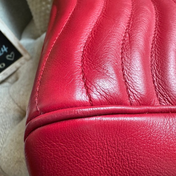 Louis Vuitton Vibrant Red wave Tote - Picture 8 of 10